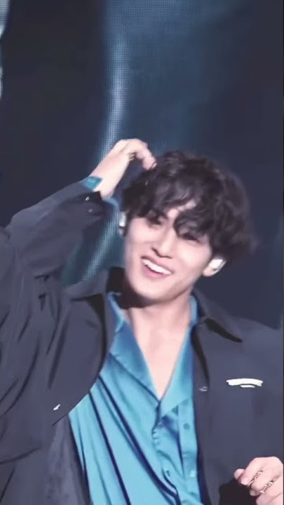 MinGyu’s reaction is so cute when Wonwoo danced on Dumb Dumb by Somi #seventeen #mingyu #wonwoo