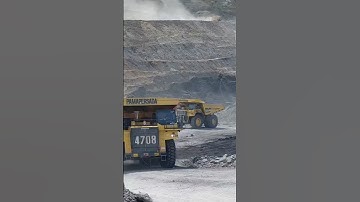 Tambang batubara PT Pama Persada Nusantara #bigmachine #komatsu #hd785 #tambangkaltim #pamapersada