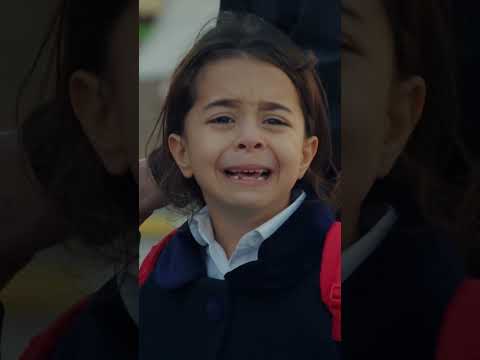 الأم مقدسة وعزيزة القلوب البريئة Shorts 