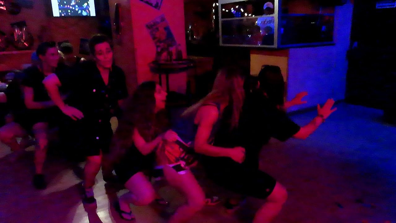 No es una despedida de solteros... es una Despedida de Solteros con Show Drag queen Gabrielle.