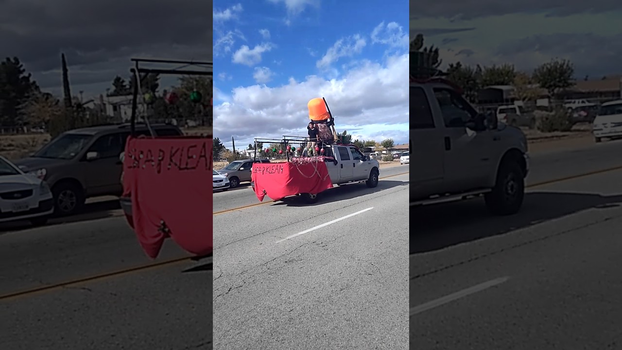 2016 Antelope Valley Christmas Parade(2) YouTube