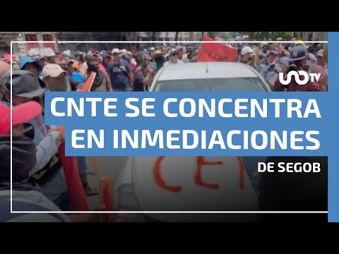 VIDEOS: encapuchados lanzan explosivos y tratan de irrumpir en Segob