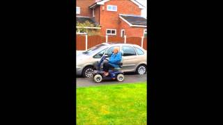 Sis - Thunderbird 2.wmv
