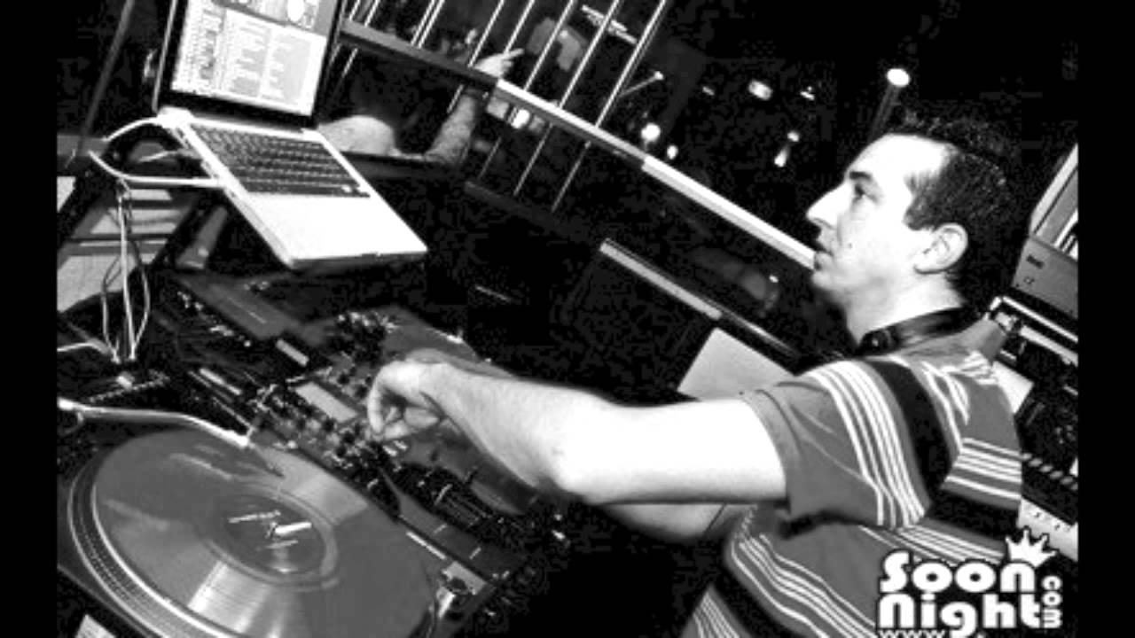 DJ JMO Intro BAR Relais de Ledenon 2009 adlı videoyu YouTube'da izle DJ JMO Intro BAR Relais de Ledenon 2009 adlı videoyu YouTube'da izle