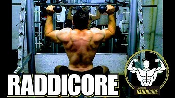 Desenvolvimento halteres: deltóides + trapézio. Musculação 🥇 RADDICORE