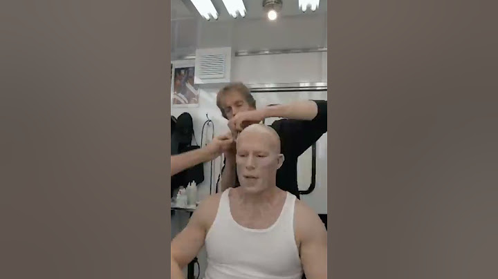 Ryan Reynolds becoming Deadpool #shorts