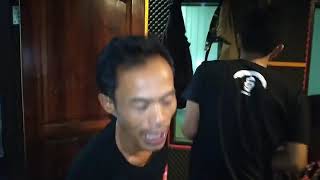 LAGU HAMPURA EMA ADE LONDOK