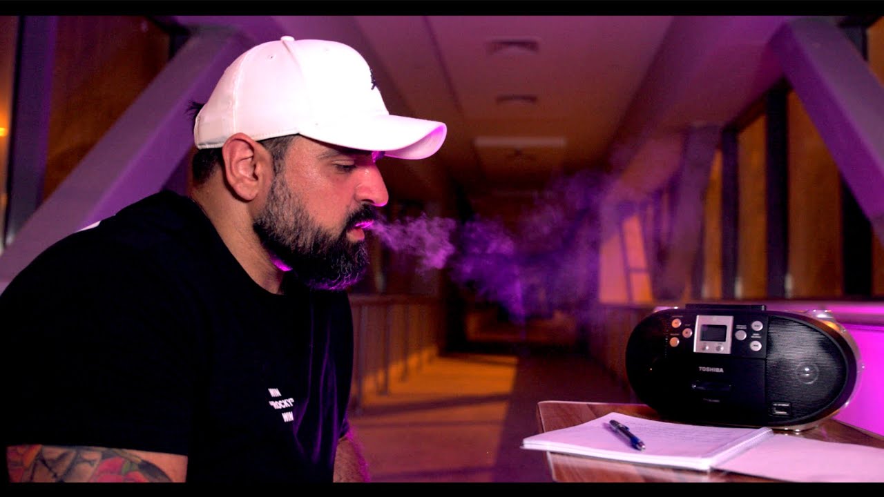 Mejudice - Manee 5ayef | مجدس - ماني خايف (Official Music Video)