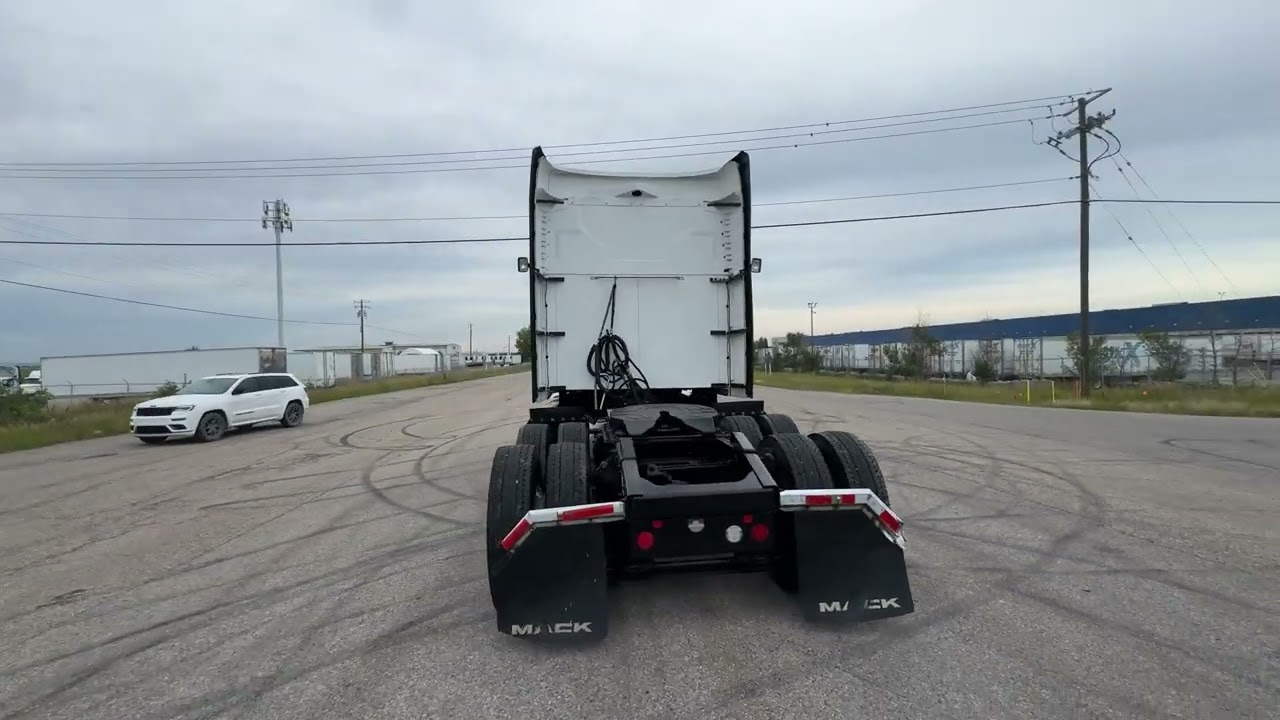 2023 MACK ANTHEM 64T Sleeper