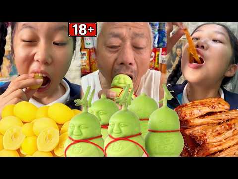 Collection of old Chinese snack TikTok clips, reminding of childhood.