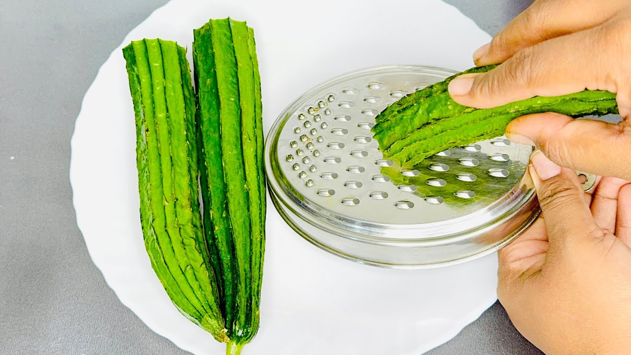 दोडका पाहून नाक तोंड मुरडणारे पण आवडीने खातील असा भन्नाट पदार्थ | New nasta recipe |Breakfast recipe