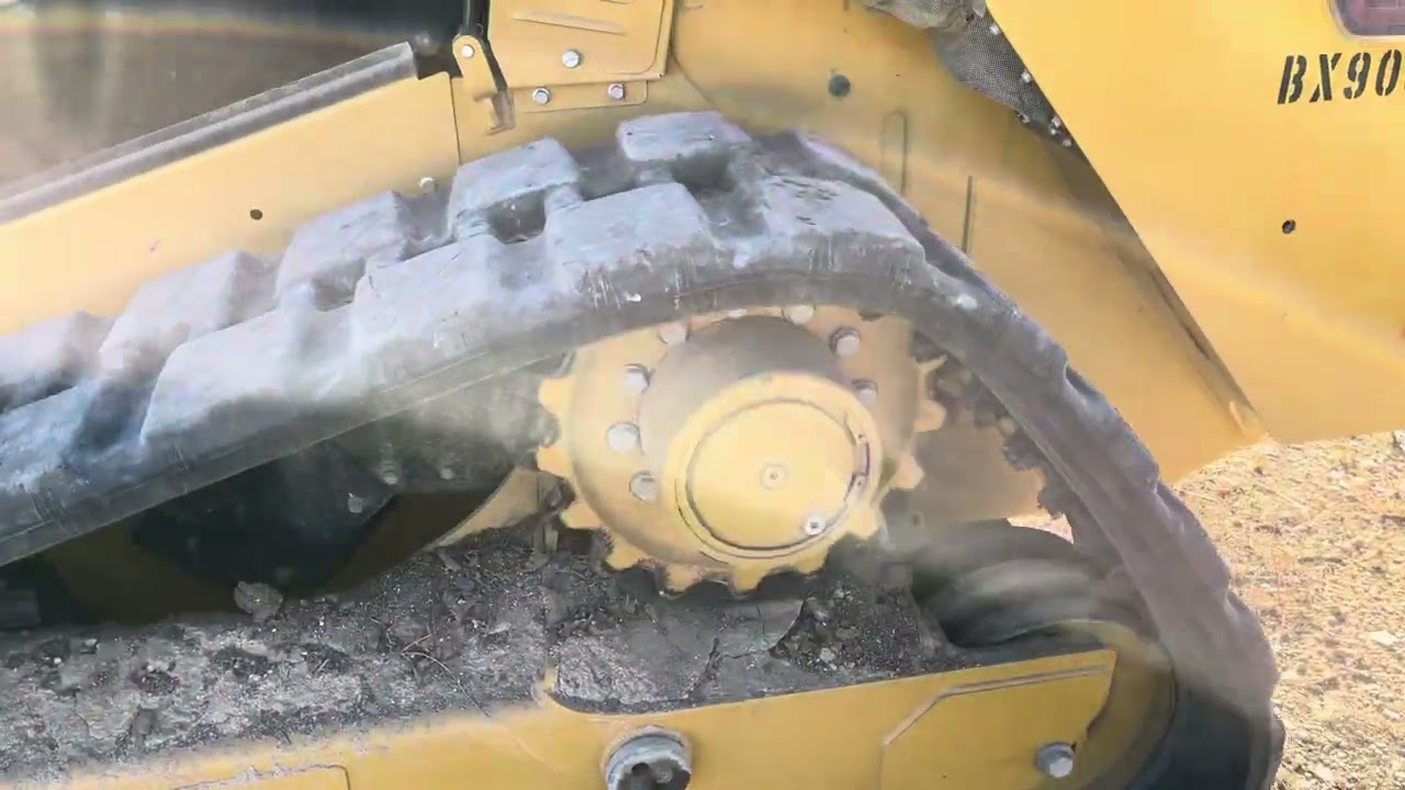 CAT299D3 Track Noise 2