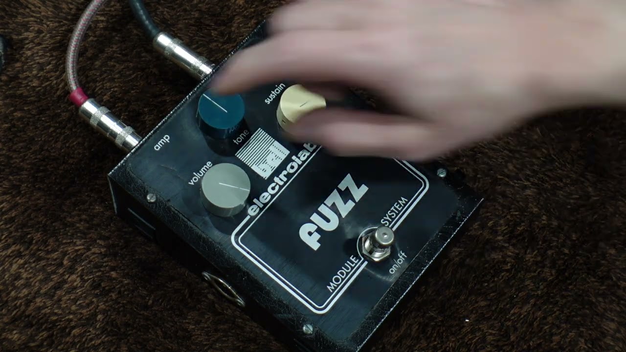 1970's   bell electrolabs FUZZ   MADE IN ENGLAND 　BIG MUFF / TONE BENDER FAMILY !!  PART 1