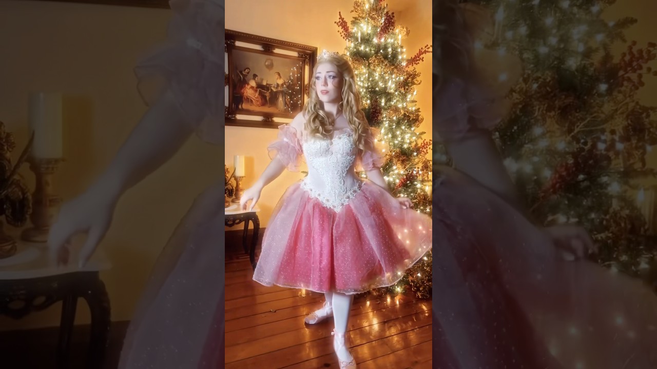 Barbie in the Nutcracker 💗🎄🩰 #nutcracker #barbie #barbiecosplay #cosplayer #christmas #cosplay