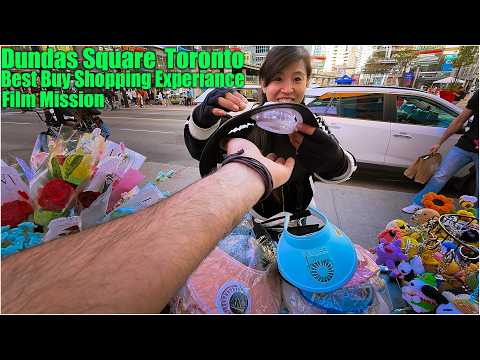 Best Buy Shopping / Dundas Square Toronto