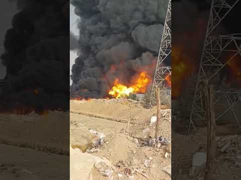 النار وصلت للسما حريق كبير في مصنع فوم بالعاشر من رمضان