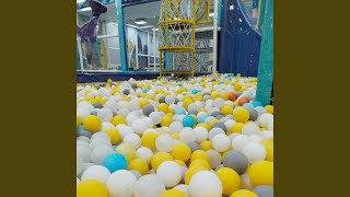 antara cinta dan benci