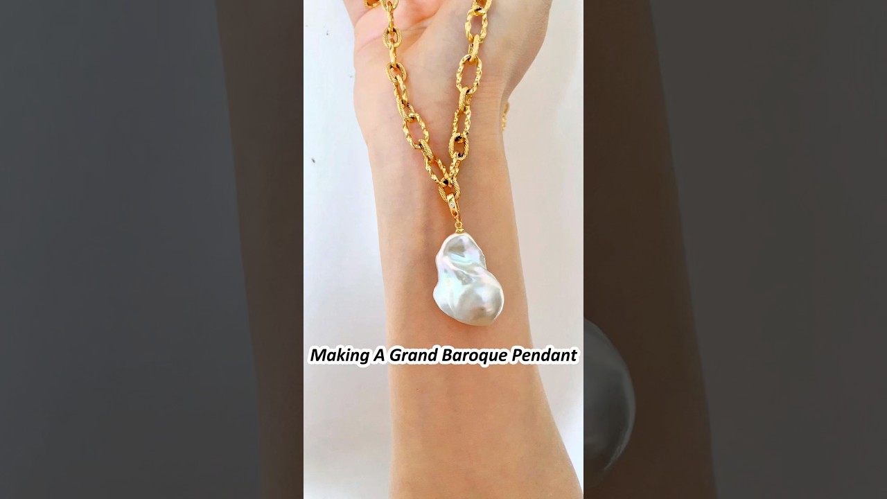 Meet The Ultimate Grand Baroque Pearls✨Statement Pendant Necklace