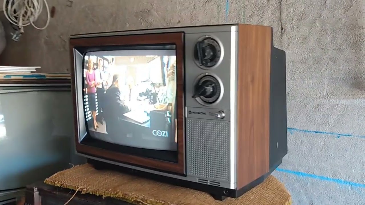 Hitachi Model CT13X2 13