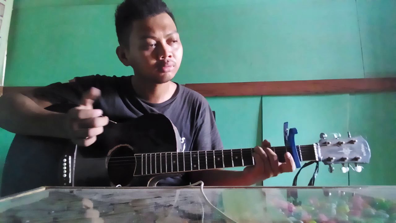  Memori  Berkasih  Fingerstyle Ala Nathan  Maaf ya sob gx 