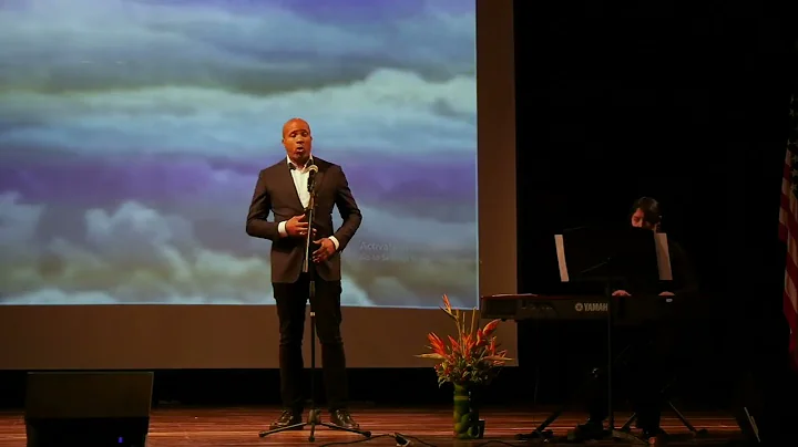 Dr. Gay Performs "Vergin, Tutto Amor"