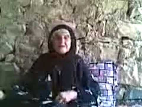 سیاچەمانـە بە دەنـگی ژنێکی بە تەمەنی هـەورامان