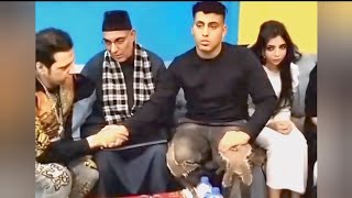 Download Lagu كروان مشاكل يخرج عن صمته و ينشر فيديو كتب الكتاب | فيديو كتب كتاب الكروان مشاكل | لايف كروان مشاكل MP3