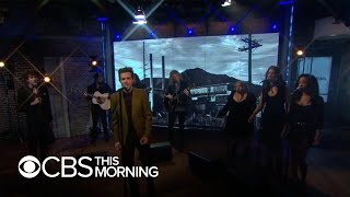 Saturday Sessions: The Killers perform 'Quiet Town'