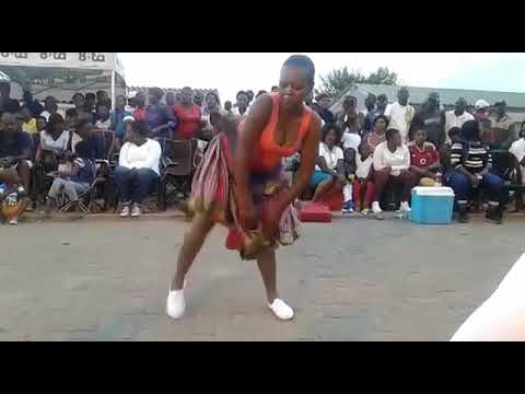Xibelana (Xitsonga) dance 😂👏🏽