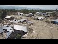 TSUNAMI ANIQUILOU UM POVOADO INTEIRO EM ILHA DA INDONÉSIA.