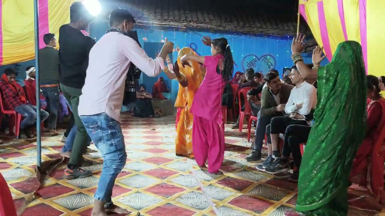 यादव परिवार जी का सबसे अच्छा बेह्तरीन धमाकेदार बैंड बाजा बारात का डांस #बघेलीडांस #बघेली #बघेली