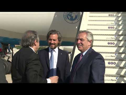 El presidente Alberto Fernández llega a España