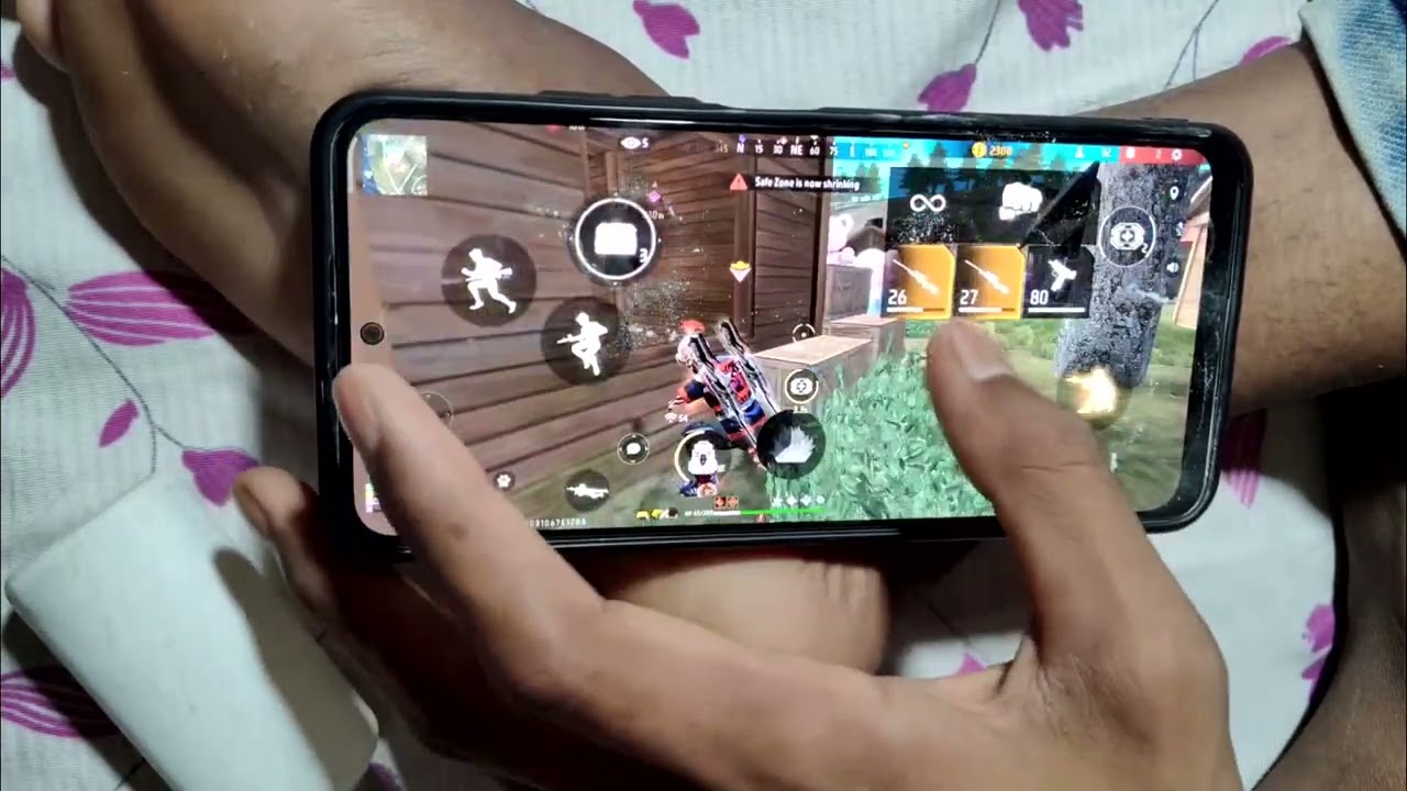 One Hand Game Play Free Fire 