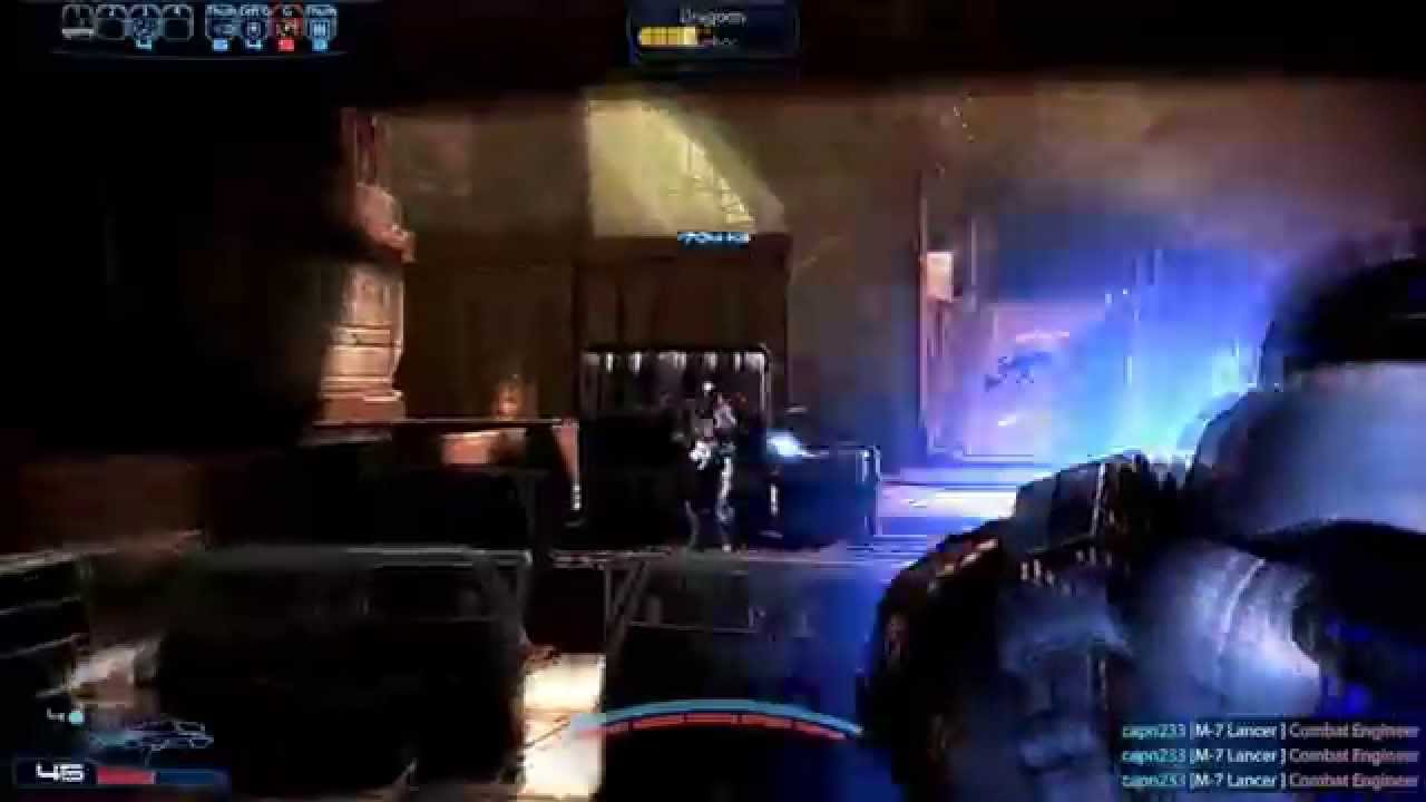 Mass Effect 3: Human Soldier w/ Lancer Giant Cerberus Gold Solo