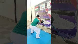 Good exercise for legs strength and speed #taekwondo #legs #fitness #gym #mma #ufc #boxing