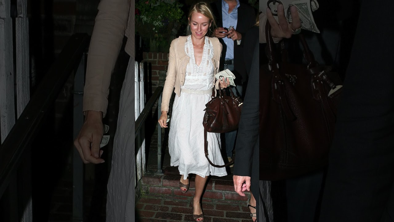 Naomi Watts Leaving The Ivy  Beverly Hills 2006