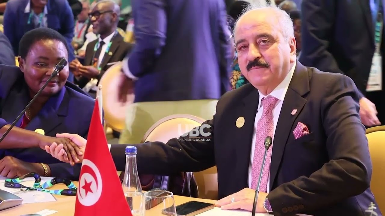 Президент Мусевени выступает за многосторонность и поддержку Сомали на саммите Африка-Европа