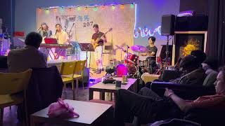 Nobody Else live at 海馬207