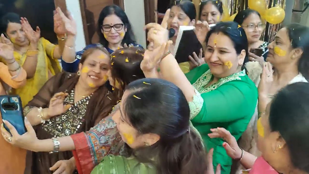 Holi vishesh ❤️🧡💛💚💙holi Aayi Saarararara💃💯🥰