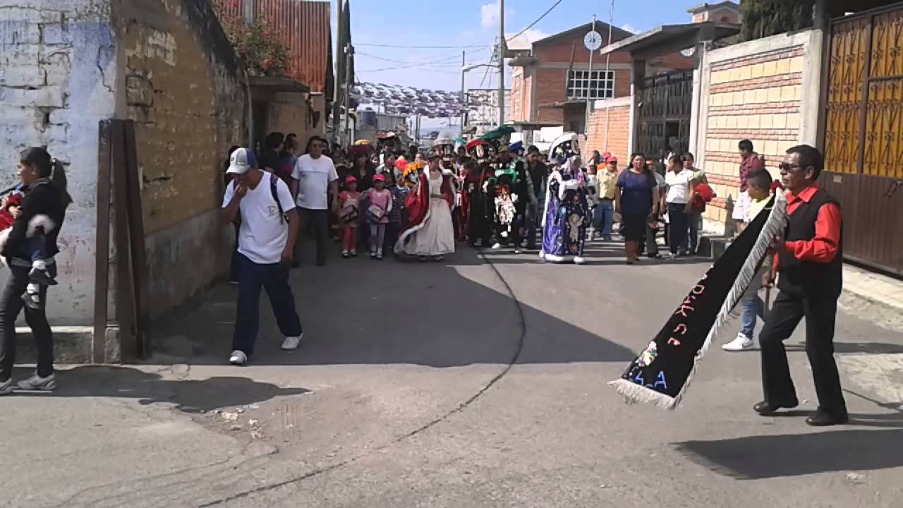 Reina de chinelos Lupita Lara.mp4 YouTube