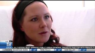 Police Officer Delivers His Daughter in Cruiser