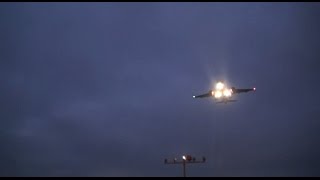Boeing or Airbus-low night landing-at-APS-approach lighting system-1-plane spotting-HD