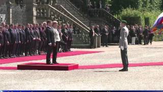 Medvedev, Merkel meet for energy, rights talks