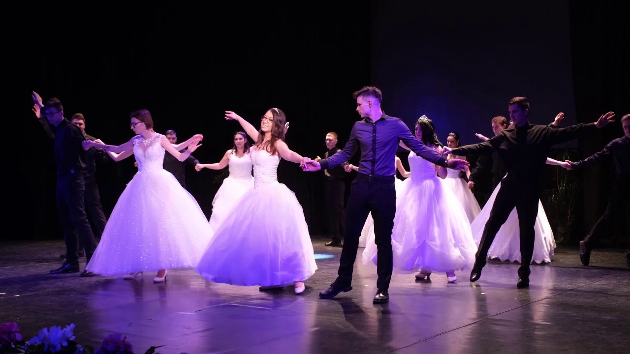 A Göndöcs Benedek Középiskola szalagavató ünnepsége - Tánc