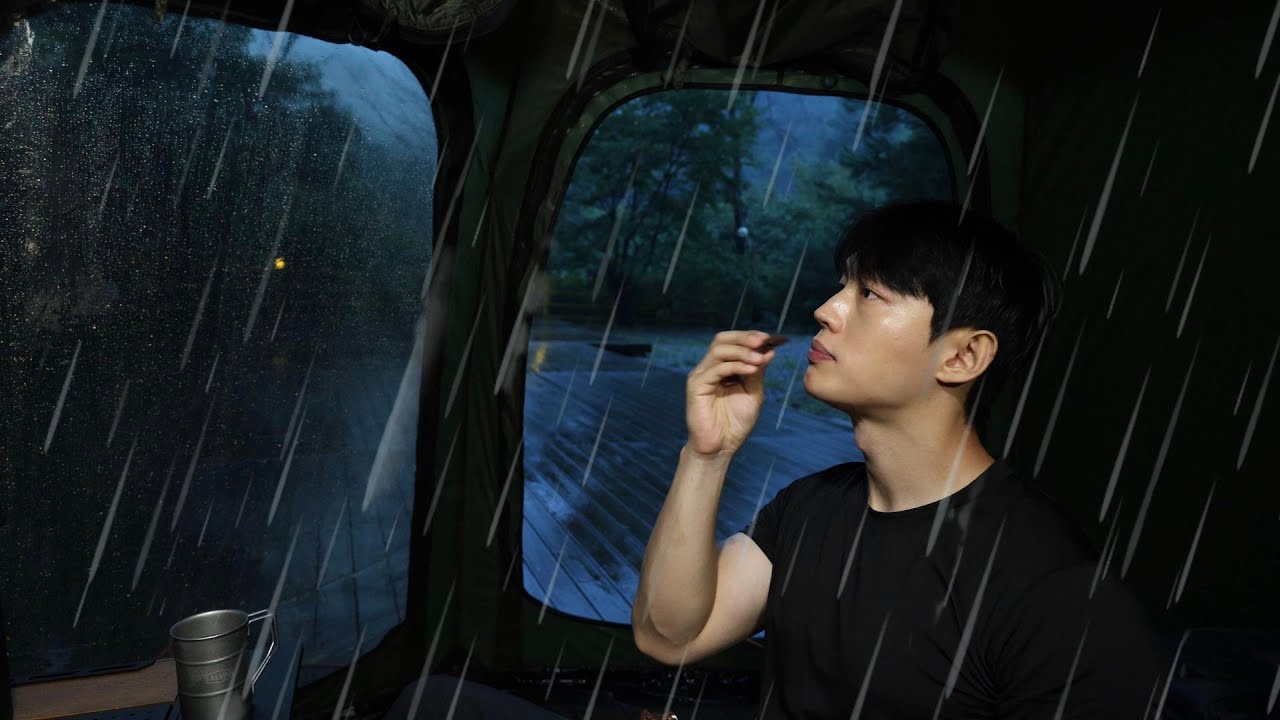 비 내리는 숲 속에서 즐기는 고요한 가을 캠핑🍂ㅣ우중캠핑 빗소리 ASMRㅣ캠핑브이로그