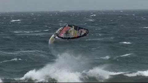 Ricardo Campello Triple Forward loop attempt