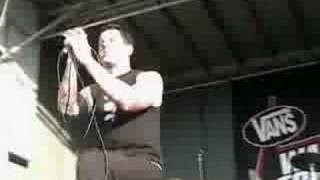 Download lagu Avenged Sevenfold - Warped 2003 - We Come Out At Night