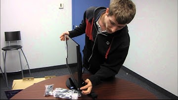 BenQ EW2420 24" LED Backlit LCD Monitor with VA Panel Unboxing & First Look Linus Tech Tips