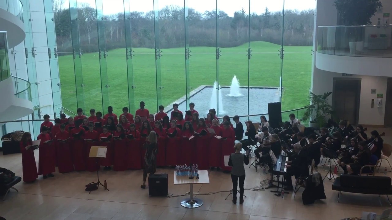 The King’s Hospital Choir & Orchestra with Hark the Herald Angels Sing