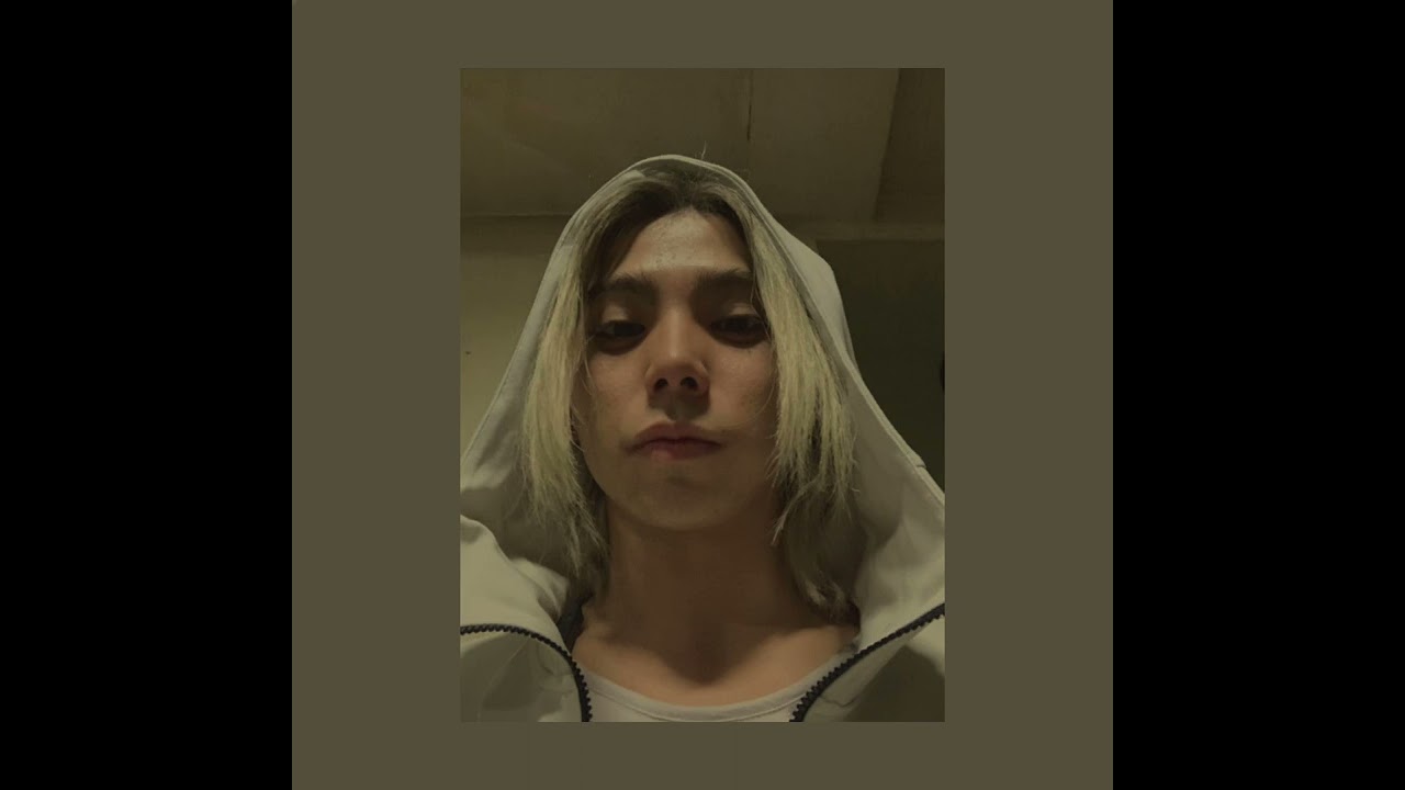 Something going on-sped up 👁️👄👁️